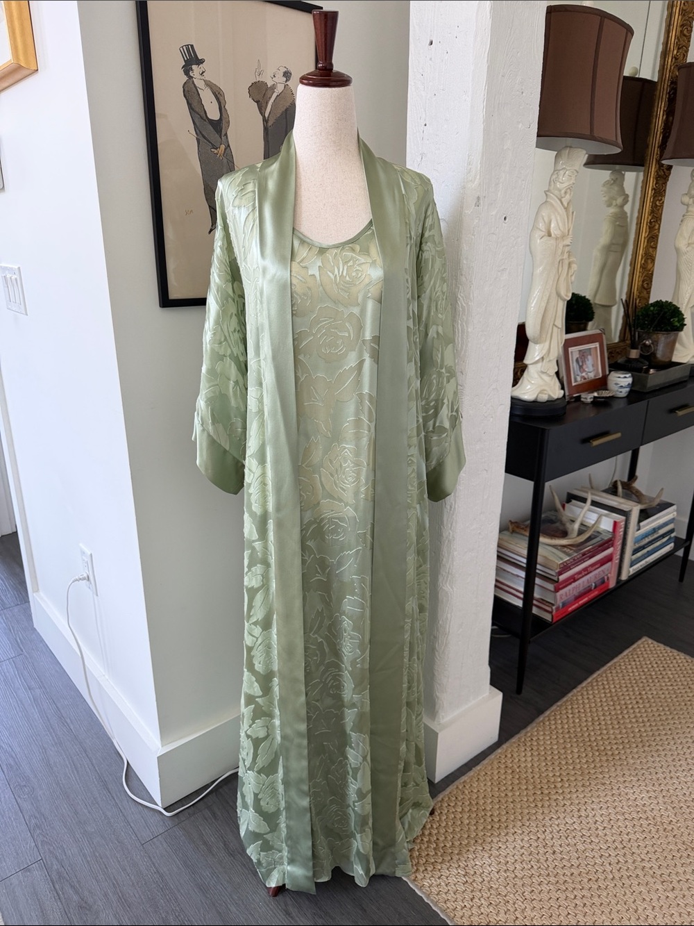 Vintage Andrés 100% Silk Nightgown and Robe/Peignoir S/M